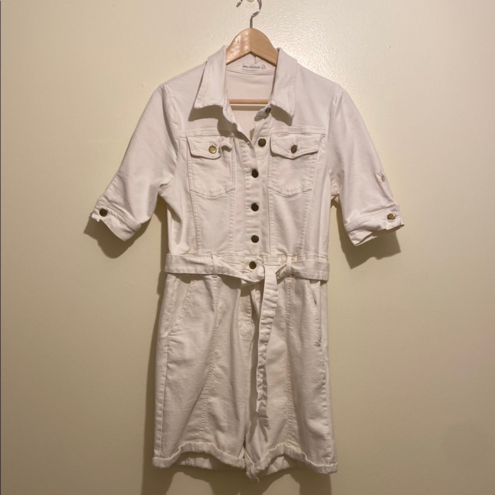 Avec Les Filles Ivory Button-Up Romper . Size L